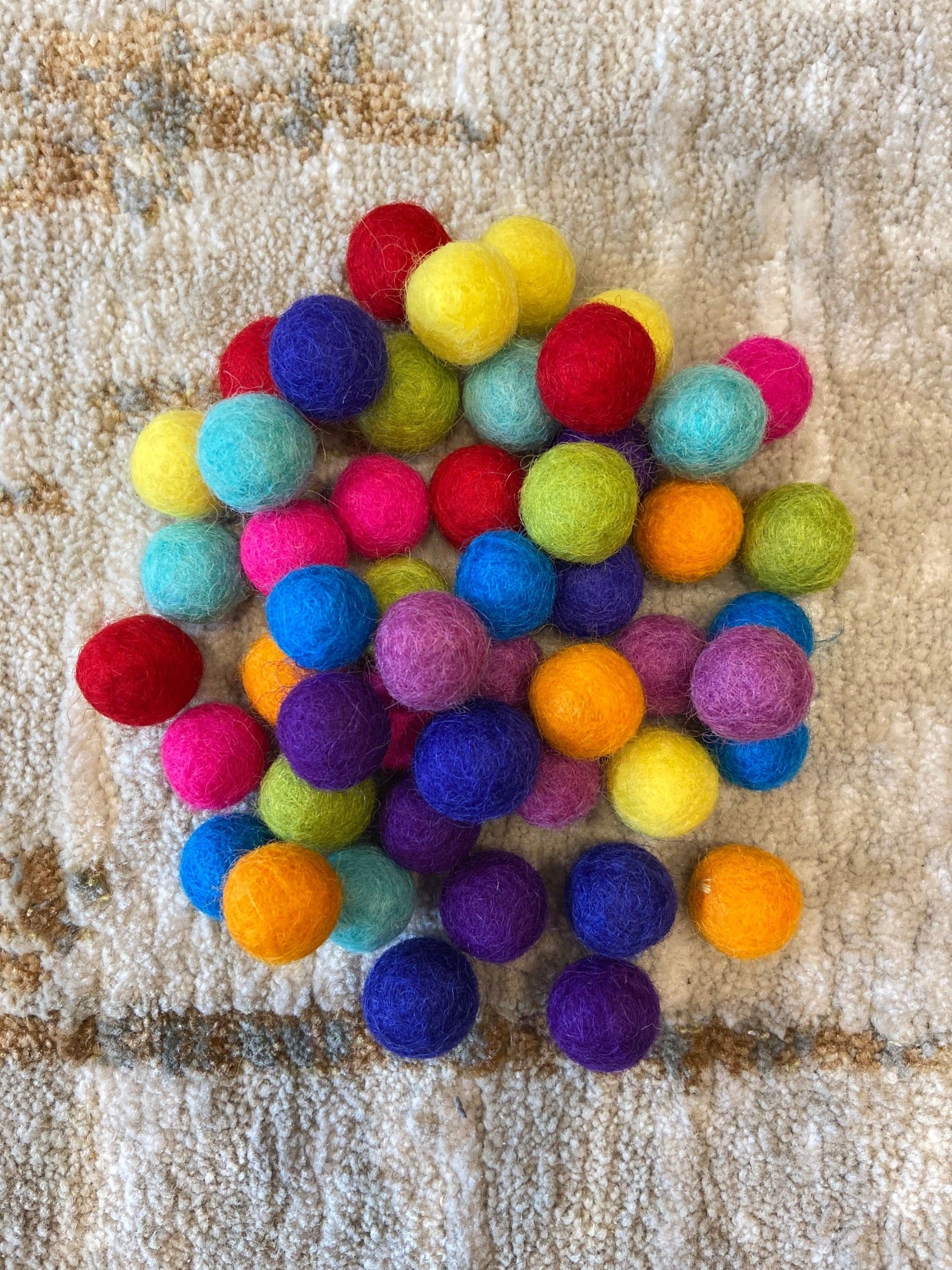 Easter Pastel Mix 2cm Felt Pom-poms – ppcraftsupplies