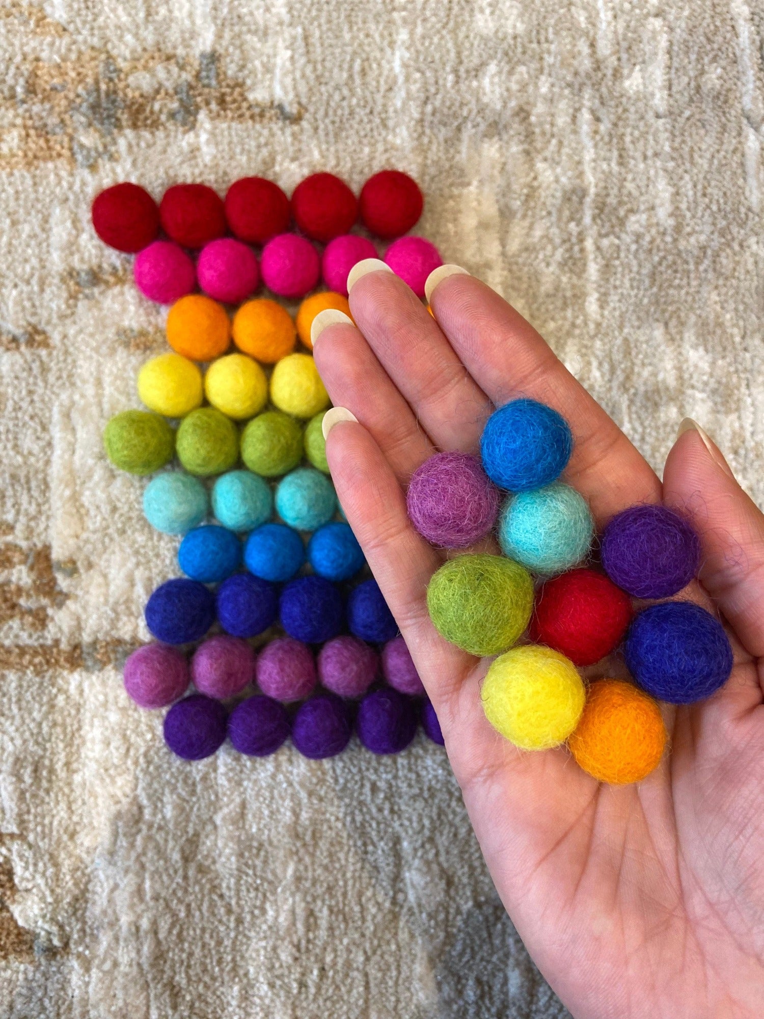 Handmade 100% Wool Felt Balls For Crafts – 2.5cm (25mm) – Pack Of 100 – Choose From 90 Colors!